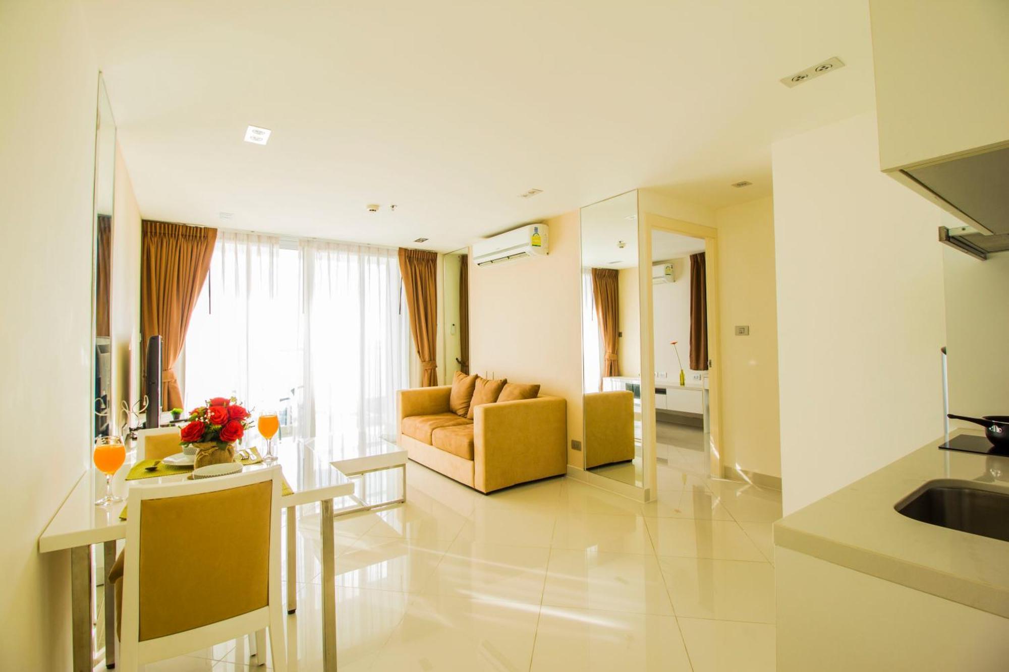 The View Cosy Beach By Pattaya Sunny Rentals Экстерьер фото